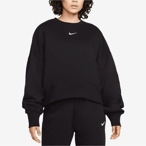 NIKE, NSW Phoenix Oversized Sweater / NWT / **never worn**/ MED